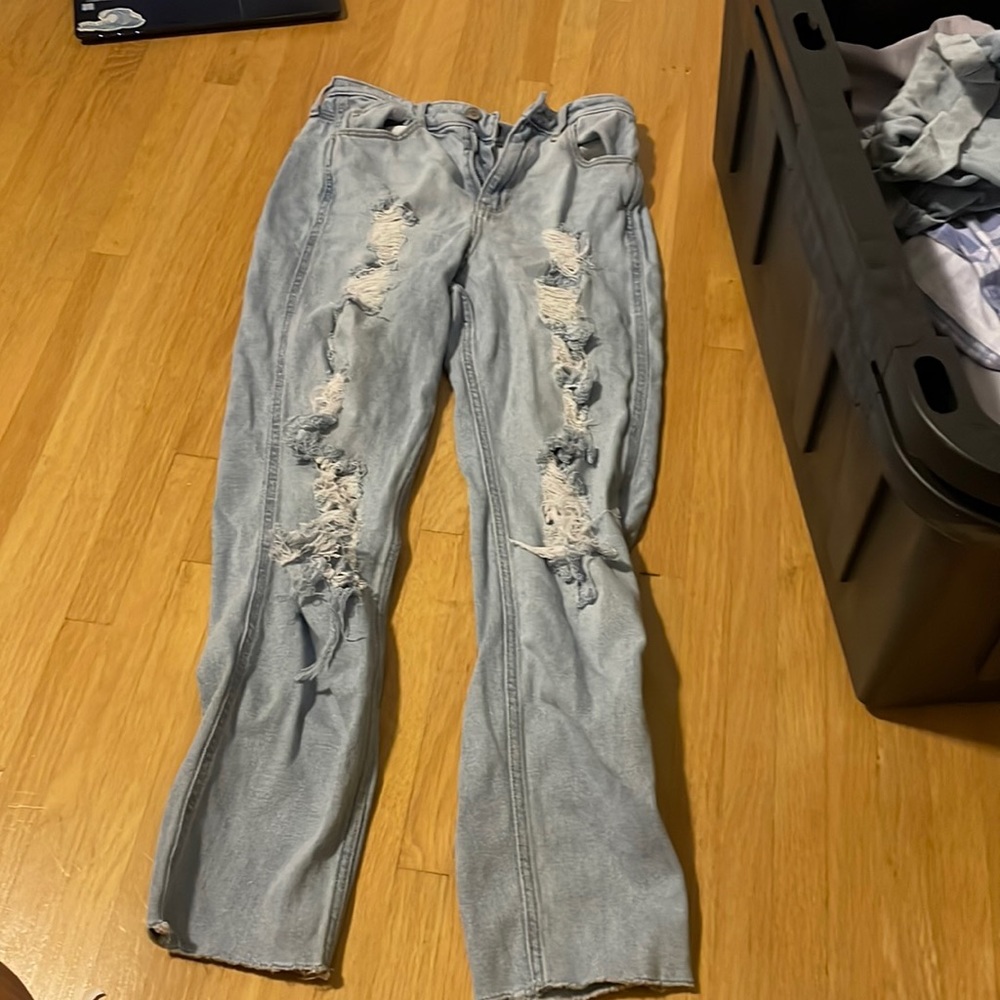 hollister light wash high rise jeans